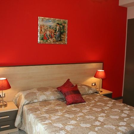 Gallery B&B Μιλάτσο Εξωτερικό φωτογραφία