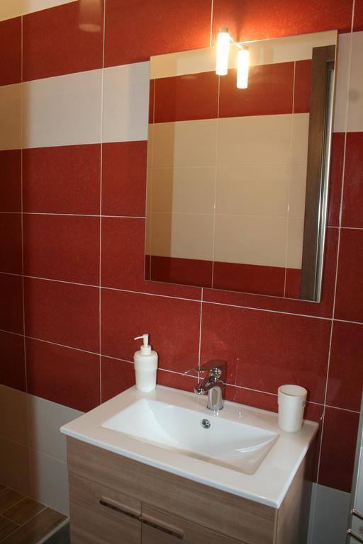 Gallery B&B Μιλάτσο Εξωτερικό φωτογραφία