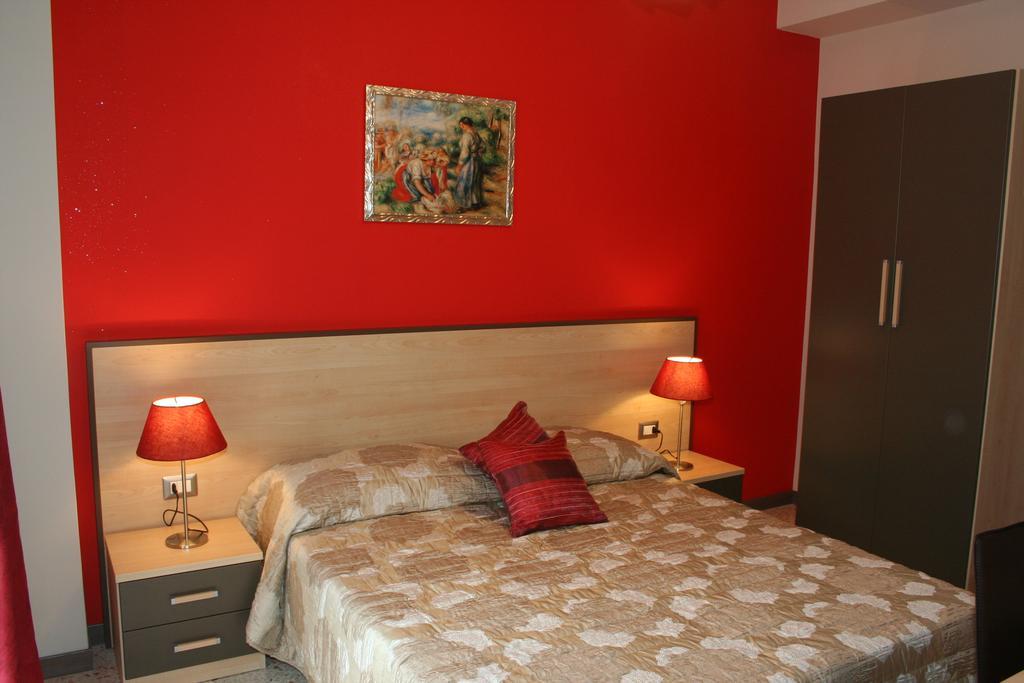 Gallery B&B Μιλάτσο Εξωτερικό φωτογραφία