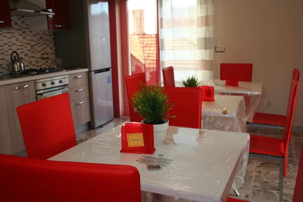 Gallery B&B Μιλάτσο Εξωτερικό φωτογραφία
